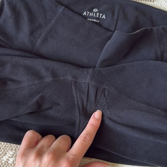 Athleta | Classic Black Leggings with Pockets Size M - Picture 7 of 7